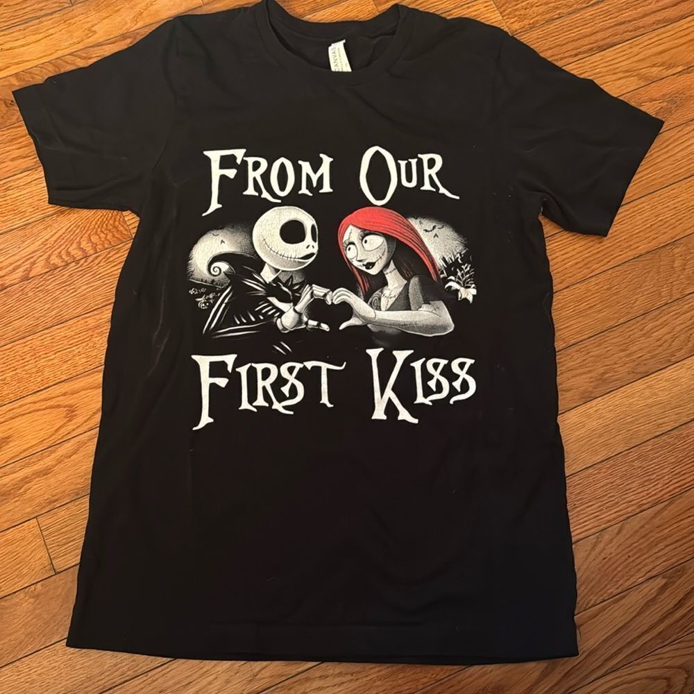 The nightmare before Christmas t shirt